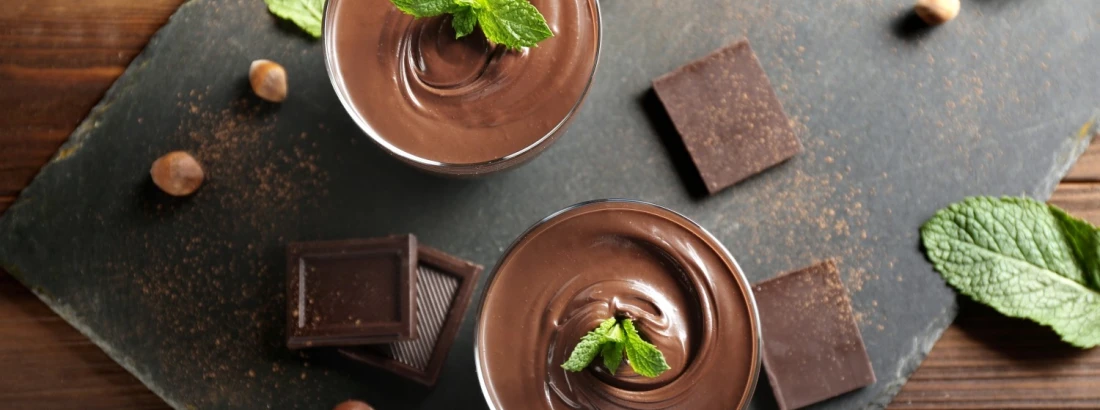 Jak rozpuścić czekoladę? 3 sposoby