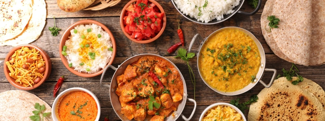 Czym charakteryzuje się kuchnia indyjska?