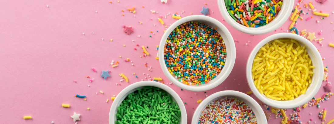 Jak zrobić posypkę cukrową do ciast?