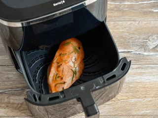 pieczenie kurczaka w AirFryer