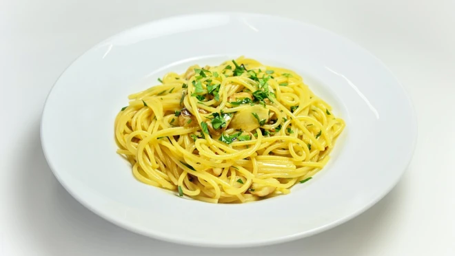 Spaghetti aglio olio na ostro