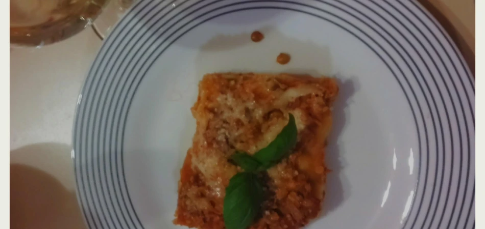 Wegetariańska lasagne z soczewicą