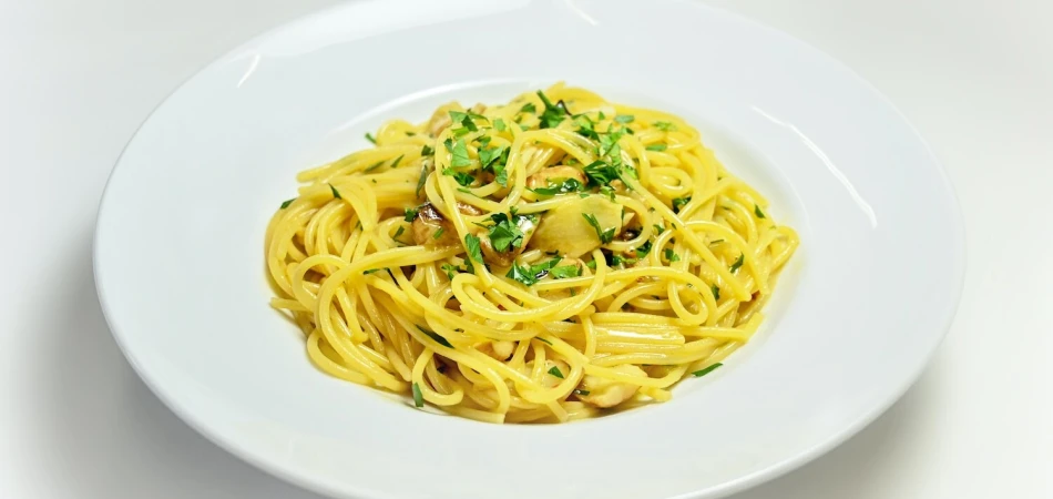 Makaron spaghetti aglio, olio e chilli z dynią 