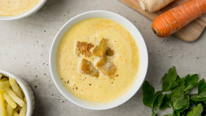 Kremowa zupa z żółtej fasolki szparagowej