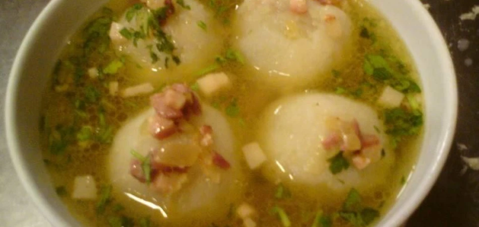 Bawarska zupa czosnkowa 
