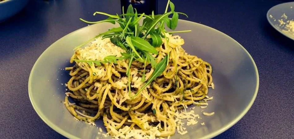 Spaghetti z pesto ze szczawiem
