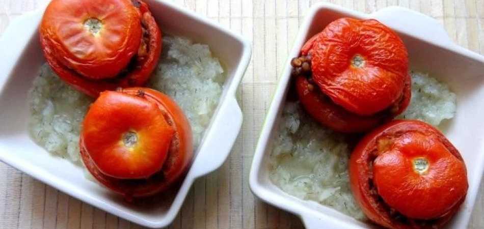 Faszerowane pomidory z fenkułem