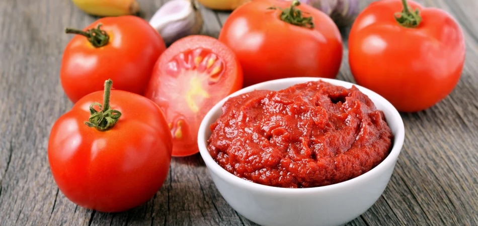 Domowy sos paprykowo-pomidorowy