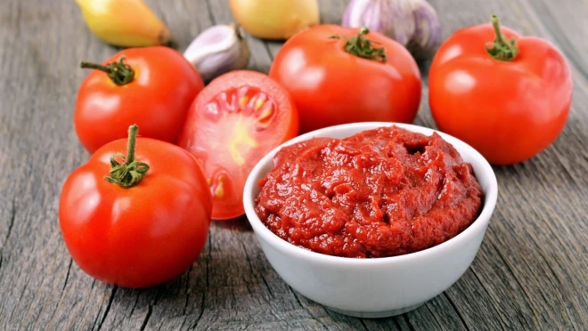 Domowy sos paprykowo-pomidorowy