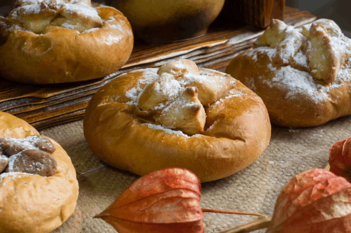 Czeskie kołacze z ciasta drożdżowego