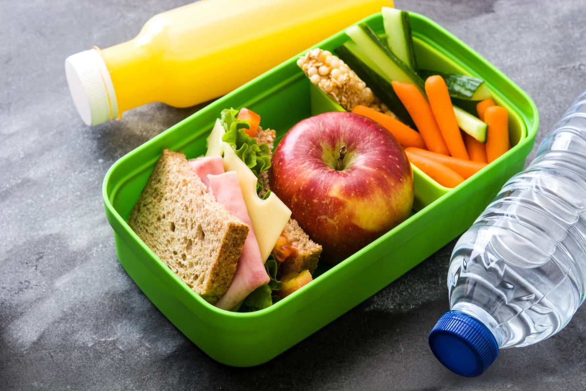 Przykładowy lunch box do pracy