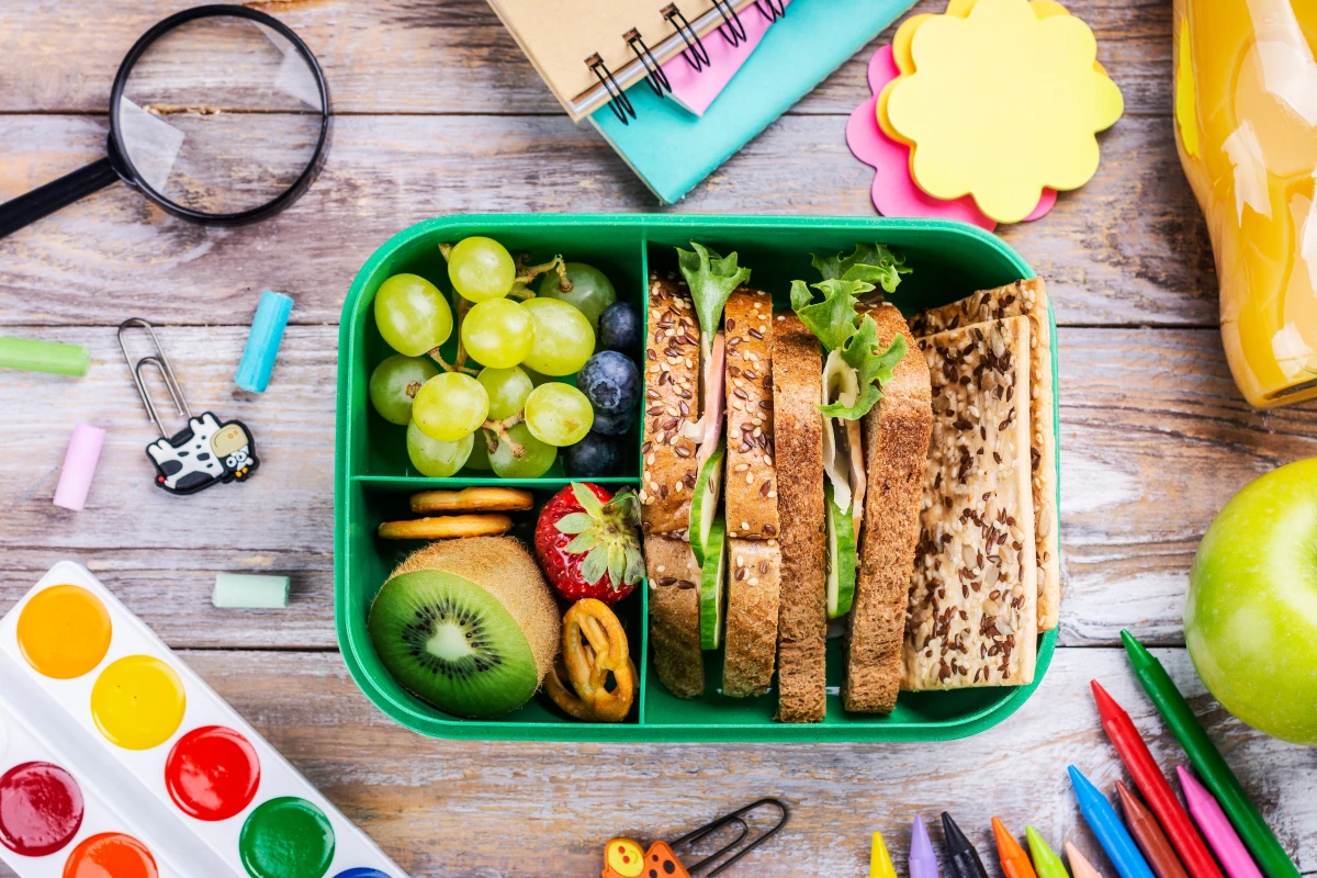 Zdrowy lunch box do szkoły