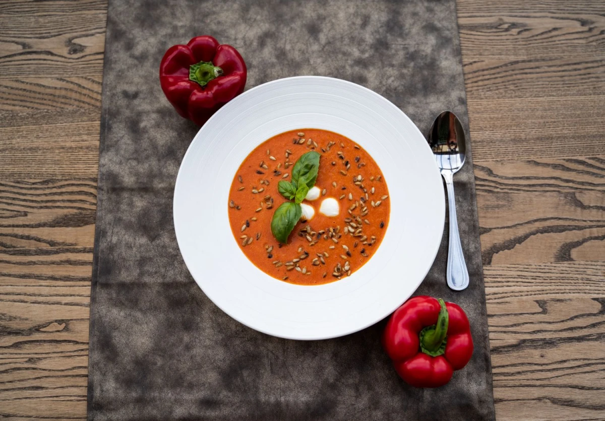 Zupa krem z pieczonej papryki