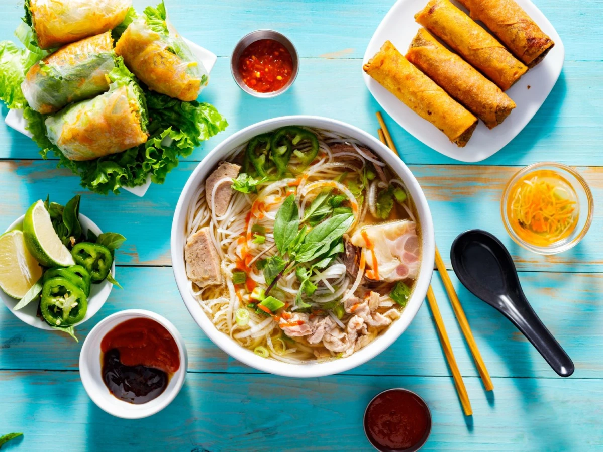 Kuchnia wietnamska – charakterystyka i przepisy - zdjęcie 3
