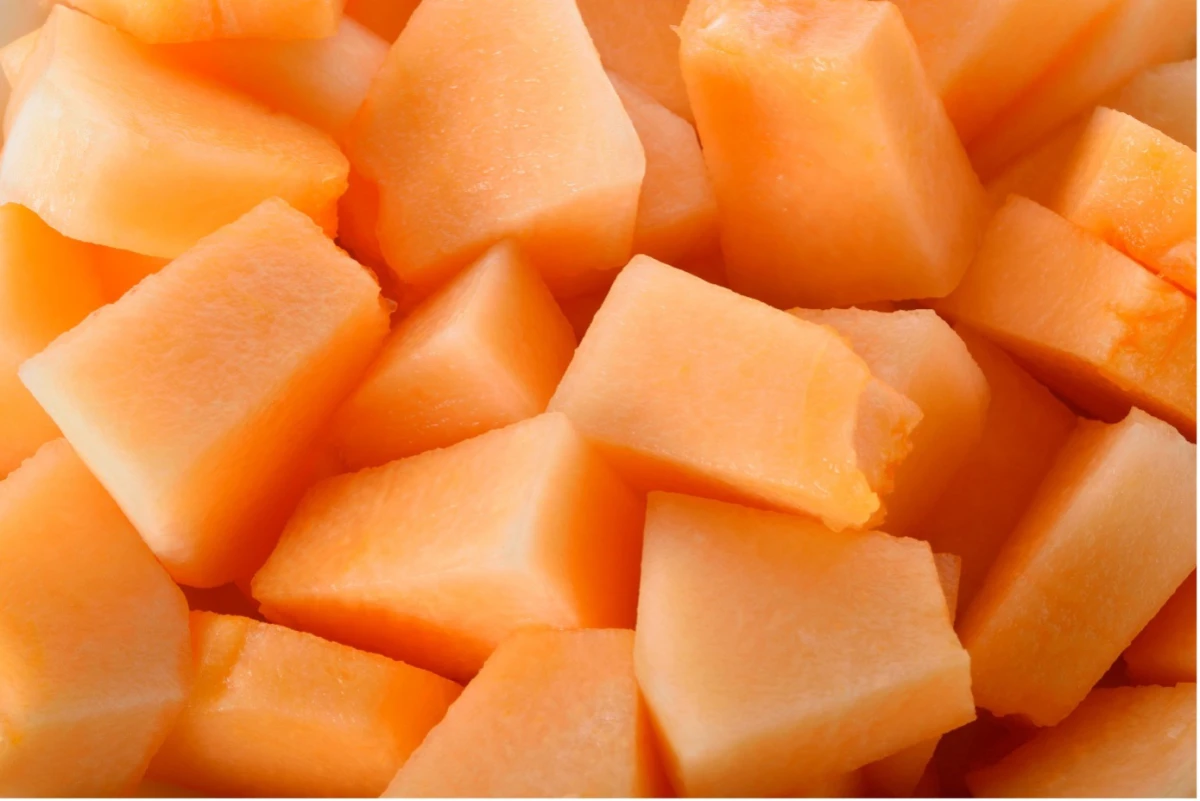 melon pokrojony w kostce