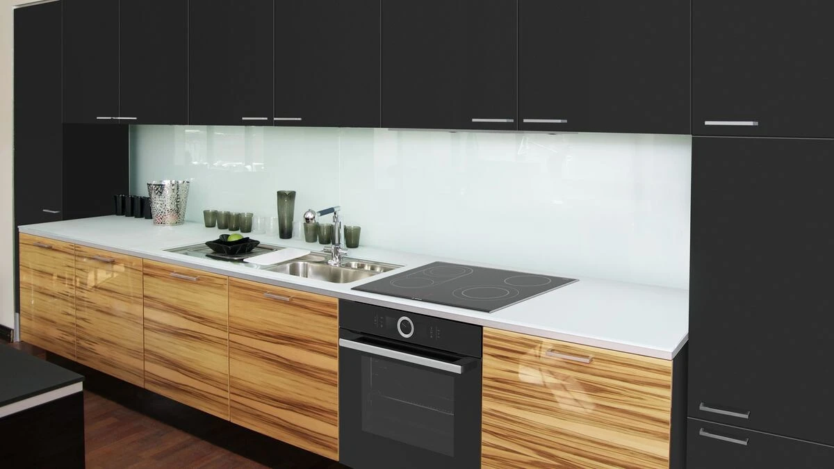 Szkło w kuchni – jak dopasować do niego sprzęt AGD? - zdjęcie 1
