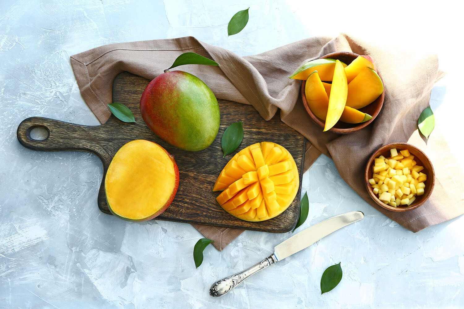 Jak obrać mango? Prosty i skuteczny sposób!