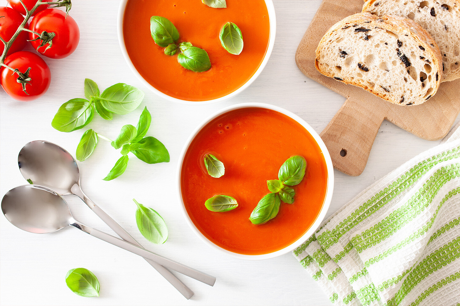 Jak zużyć nadmiar zupy pomidorowej?