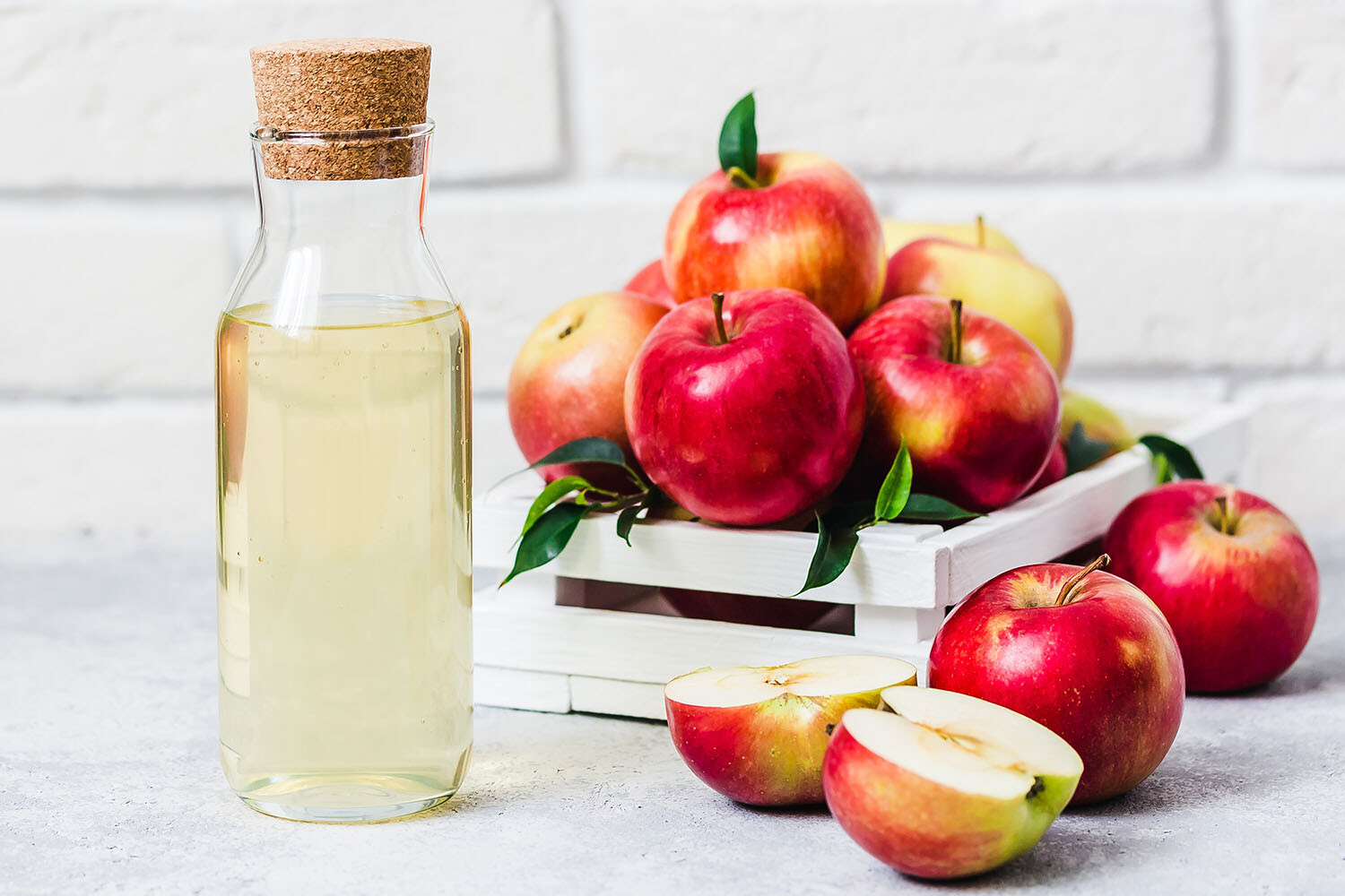 Ocet jabłkowy – właściwości i zastosowanie
