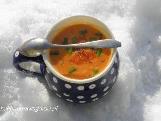 Zupa soczewicowo kokosowa z chili.