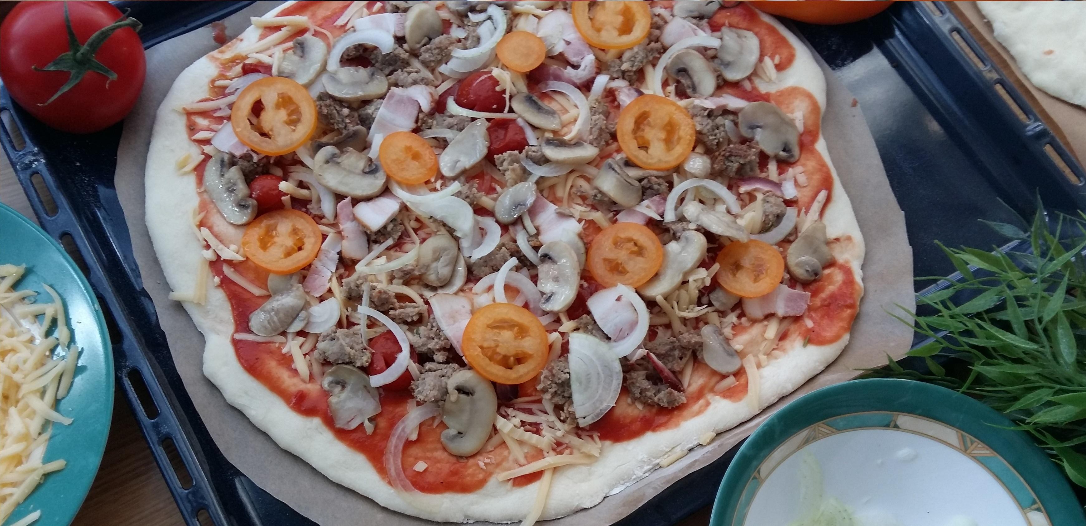 Pełnoziarnista pizza typu neapolitańskiego 