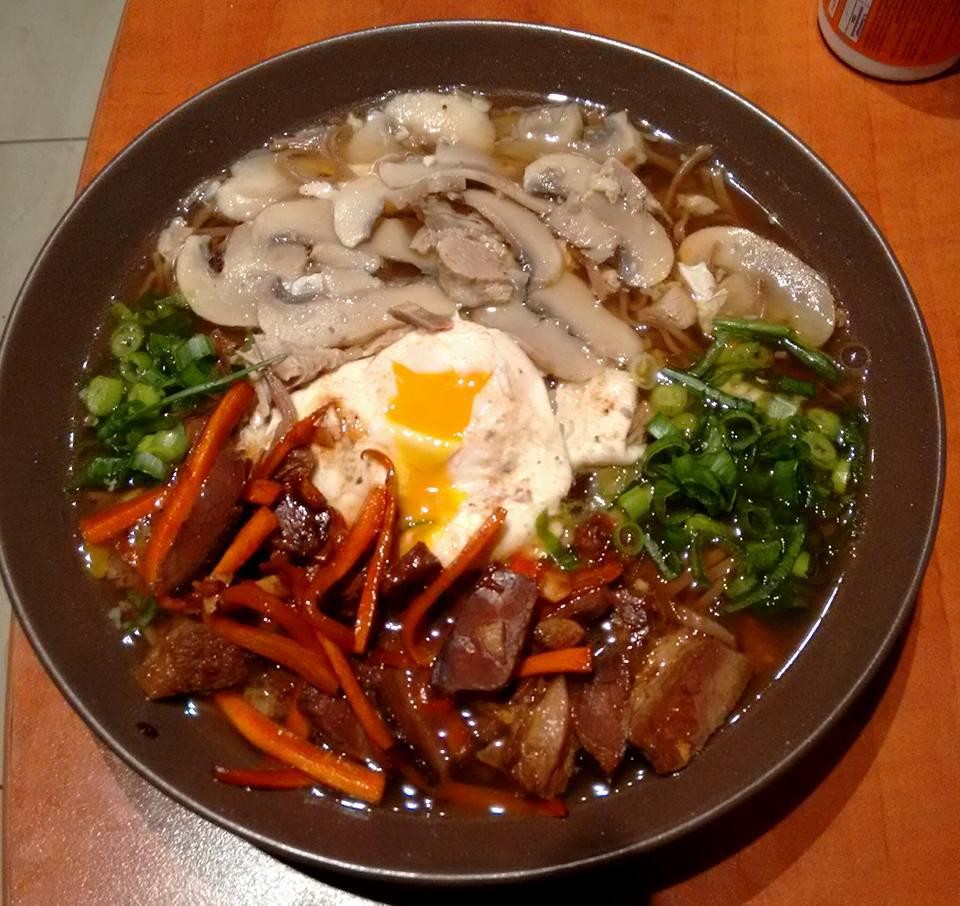 Ramen z makaronem soba po polsku