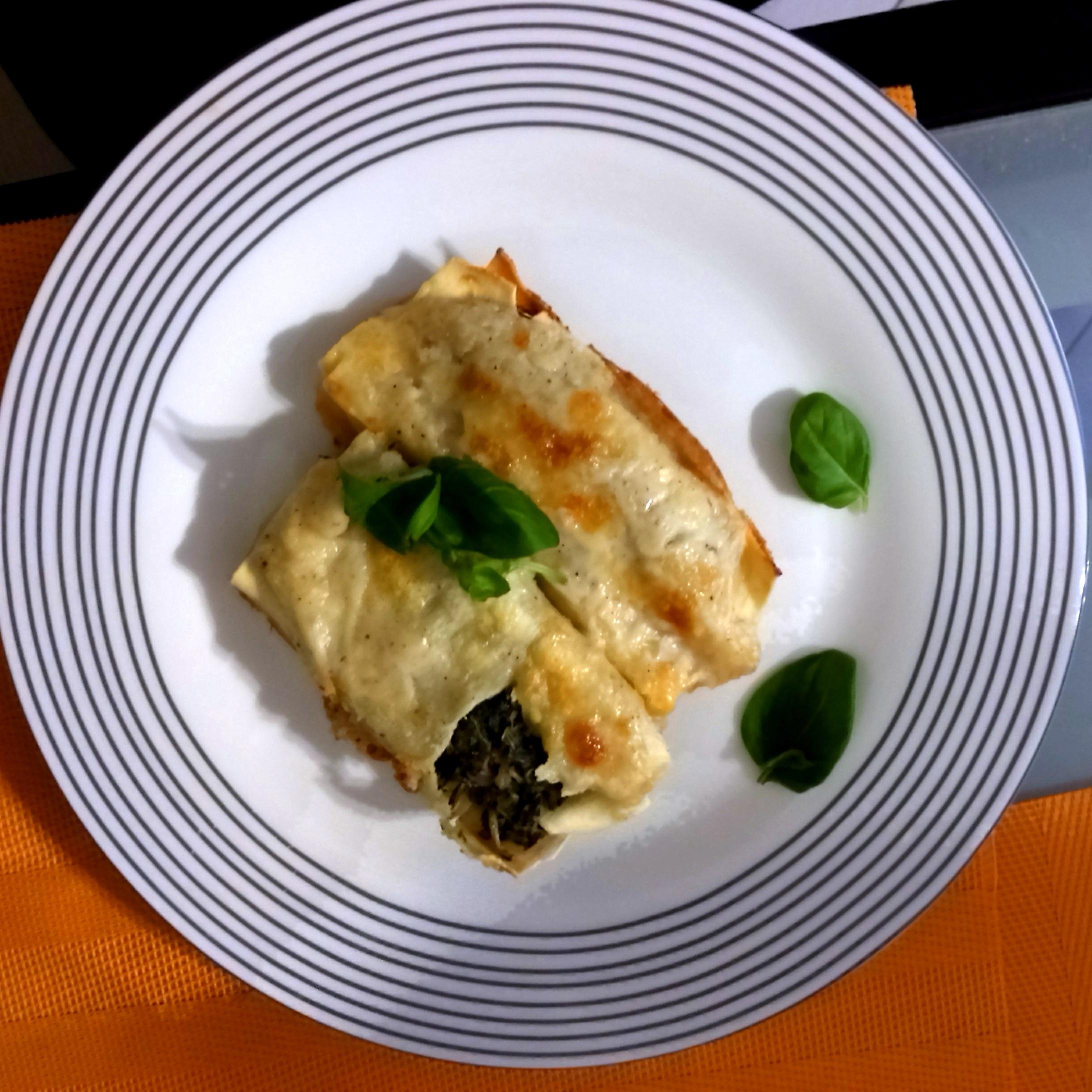 Zawijana lasagne szpinakowa lub mięsna