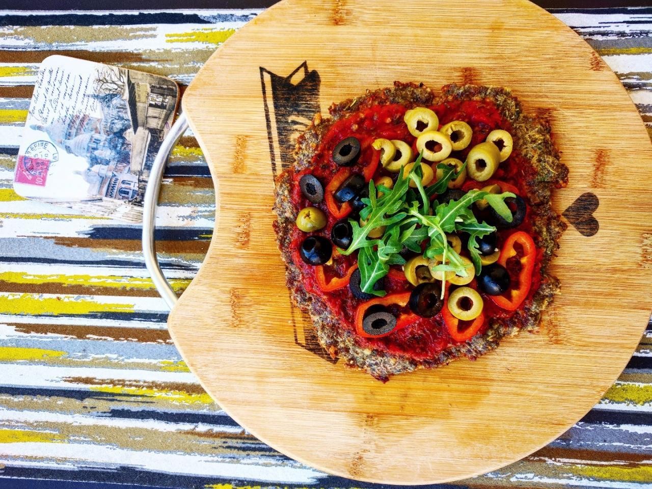 Paleo mięsna pizza