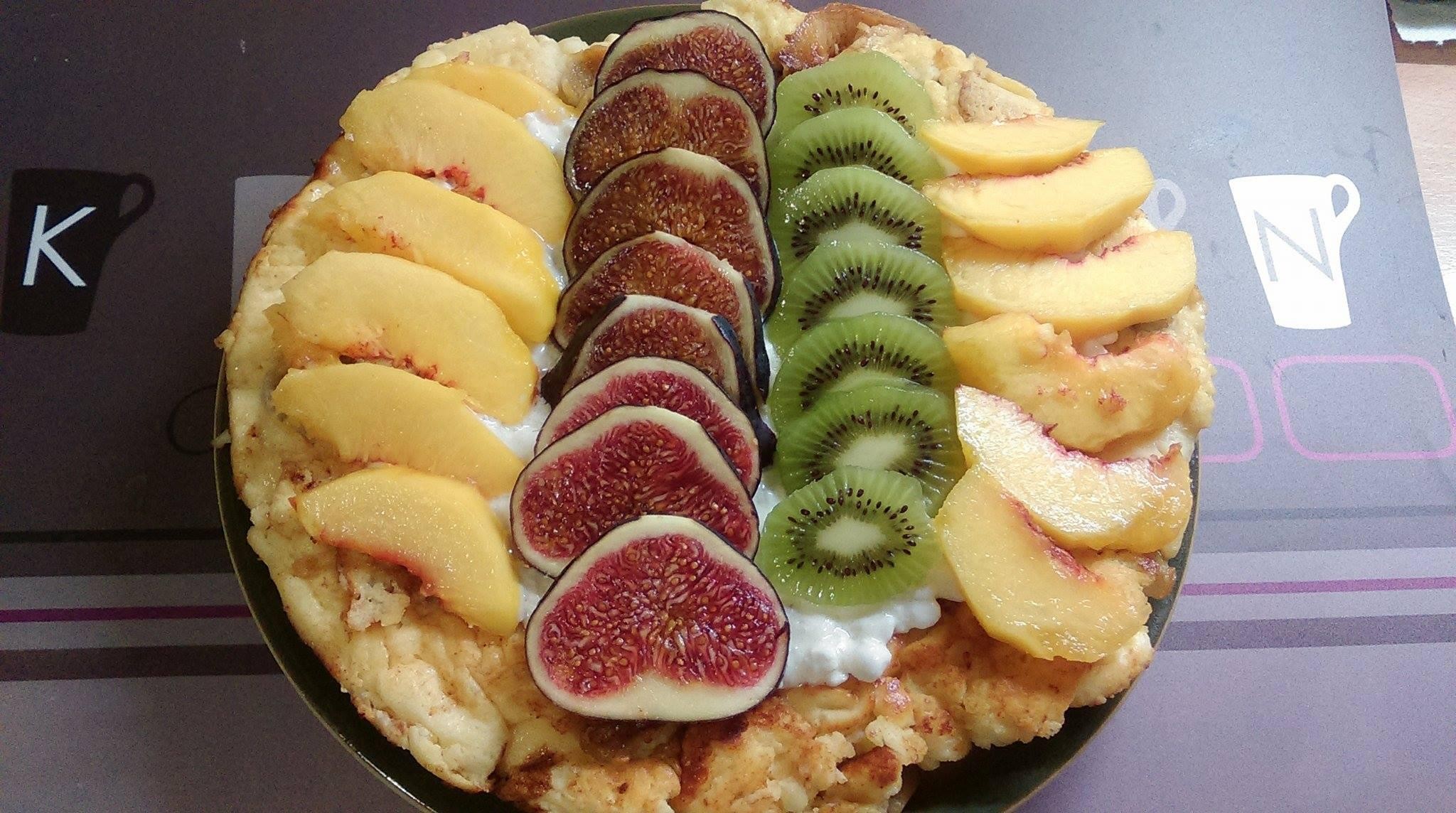 Omlet z owocami