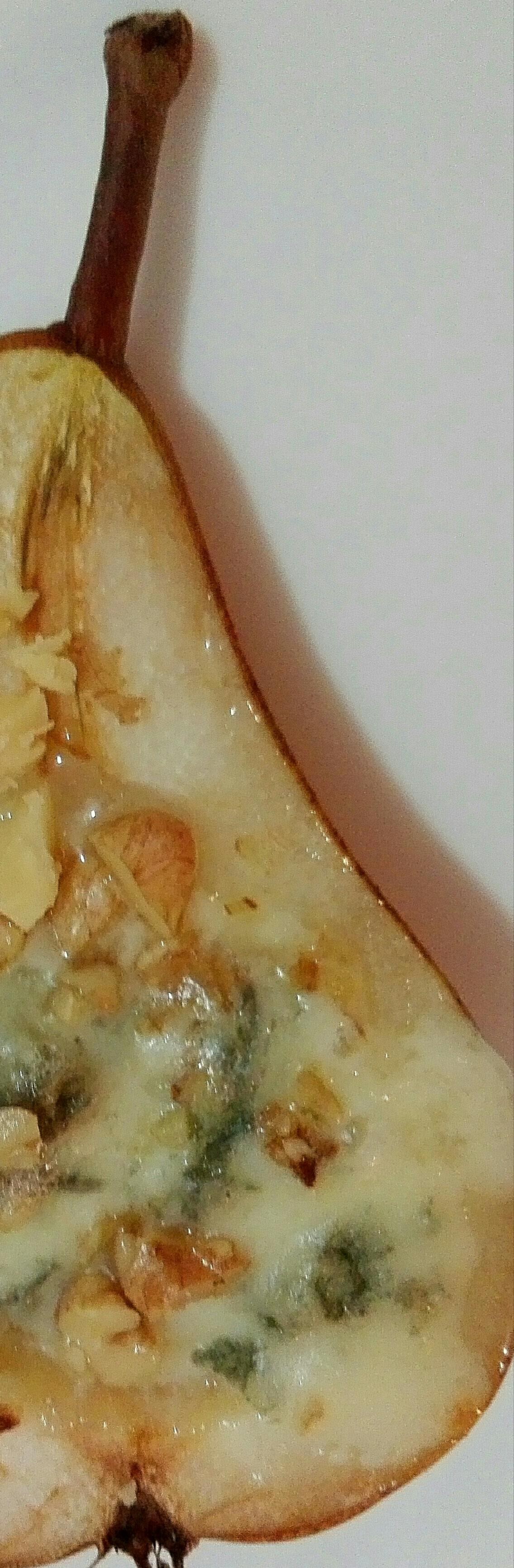Pieczone gruszki z gorgonzolą