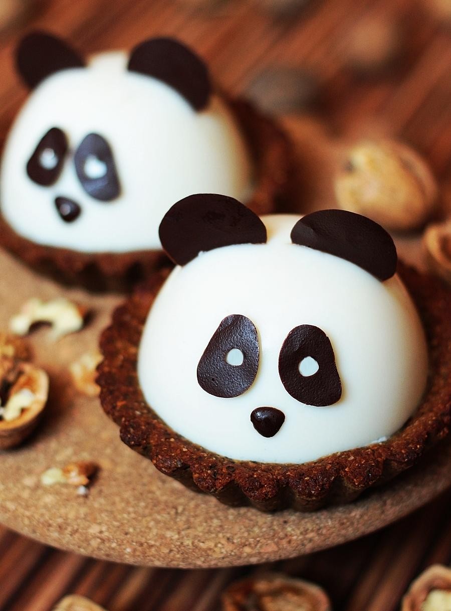 Konopne tarty pandy z kokosową galaretką