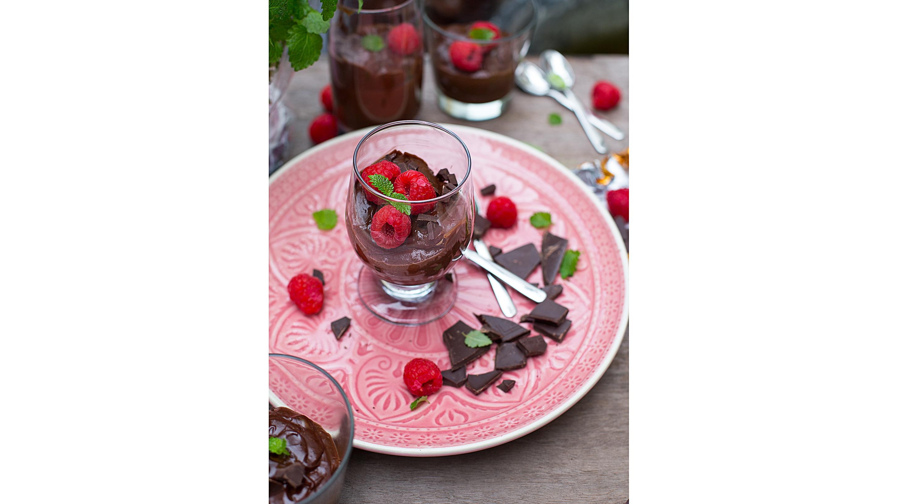 Hardcorowy fit deser - mus czekoladowy z malinami