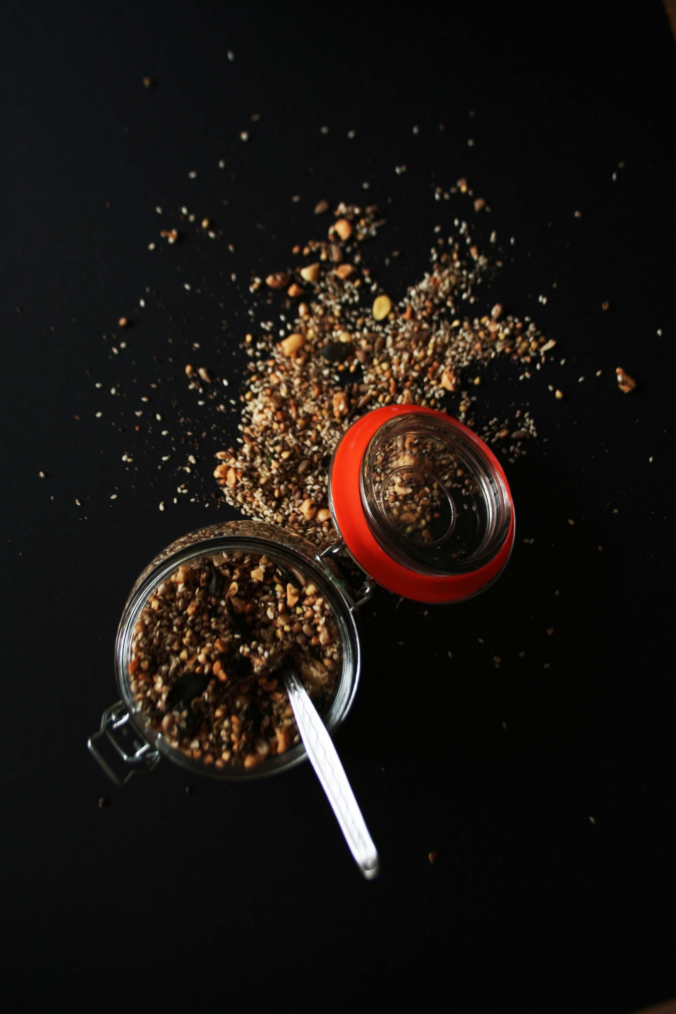 Gryczana granola z orzechami