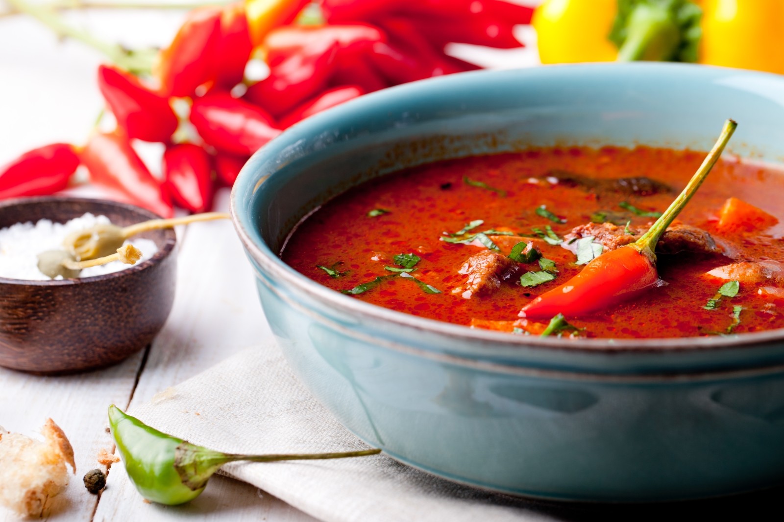 Jak uratować zbyt ostrą zupę? 